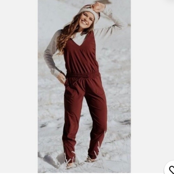 Albion Women's Burgundy Jumpsuit Size Small - Picture 1 of 9